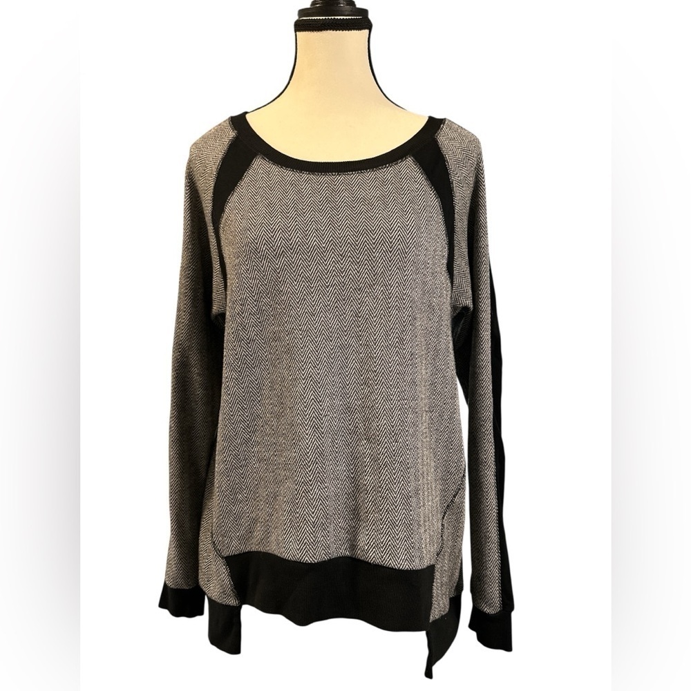 Michael Stars Black and Gray Knit Top